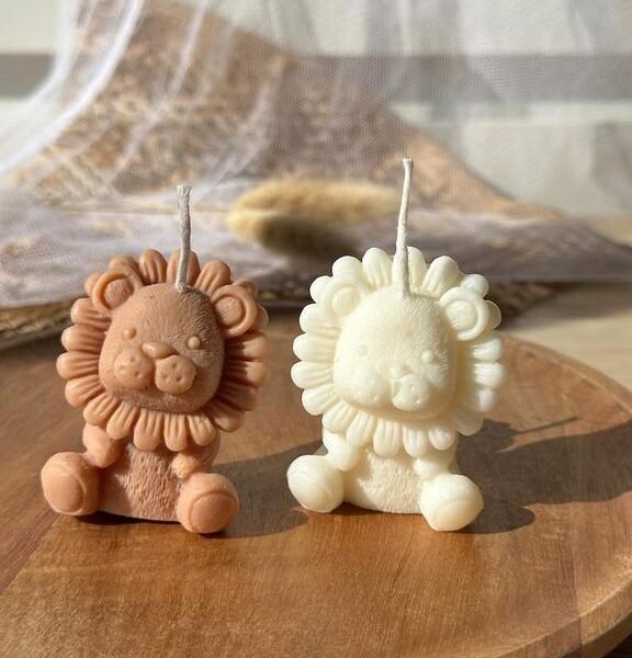 Scented Mini Lion Candles for Baby Showers and Newborn Gifts