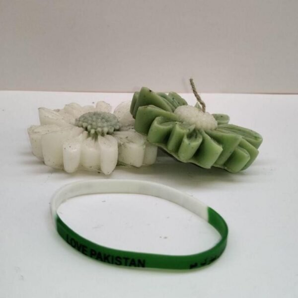 Purchase 2 Daisy Flower Candles and Receive a Free Band for Independence Day