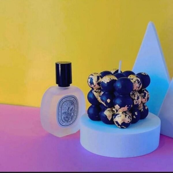 Gold Flacks Bubble Candle - Handmade Decorative Candle with Gold Flakes for Home Decor and Special Occasions